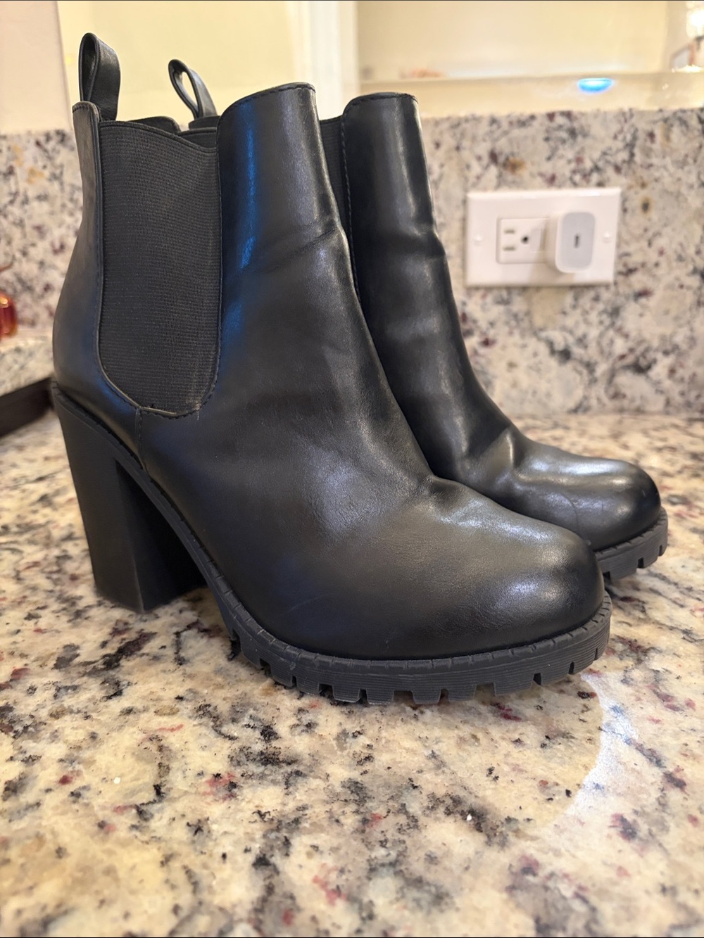 Soda Black Chunky-Heel Chelsea Platform Ankle Boots